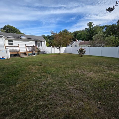 55 Rindone Street, Holbrook, MA 02343