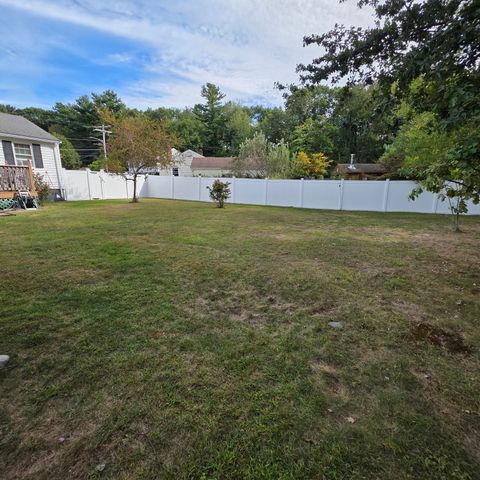 55 Rindone Street, Holbrook, MA 02343