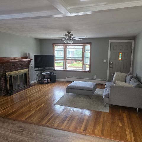 55 Rindone Street, Holbrook, MA 02343