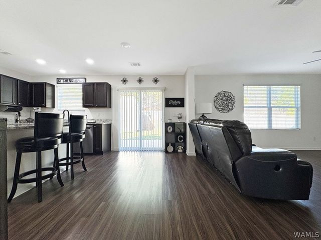 2745 Lily Circle, Northport, AL 35473