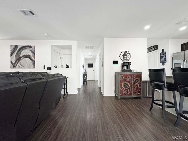 2745 Lily Circle, Northport, AL 35473