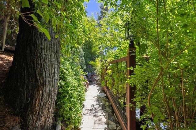 120 Gramercy Drive, San Mateo, CA 94402