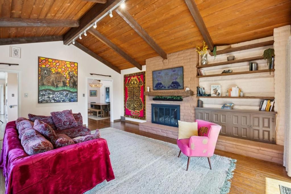 Image 36 of property listing at 120 Gramercy Drive, San Mateo, CA 94402