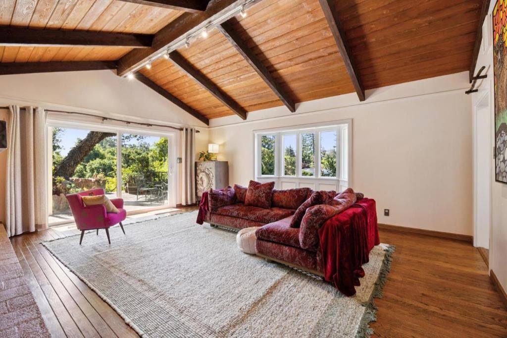 Image 37 of property listing at 120 Gramercy Drive, San Mateo, CA 94402