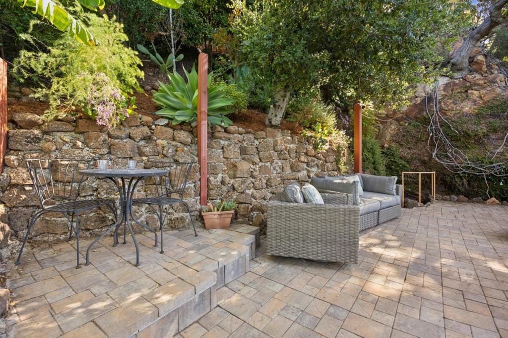 Image 70 of property listing at 120 Gramercy Drive, San Mateo, CA 94402