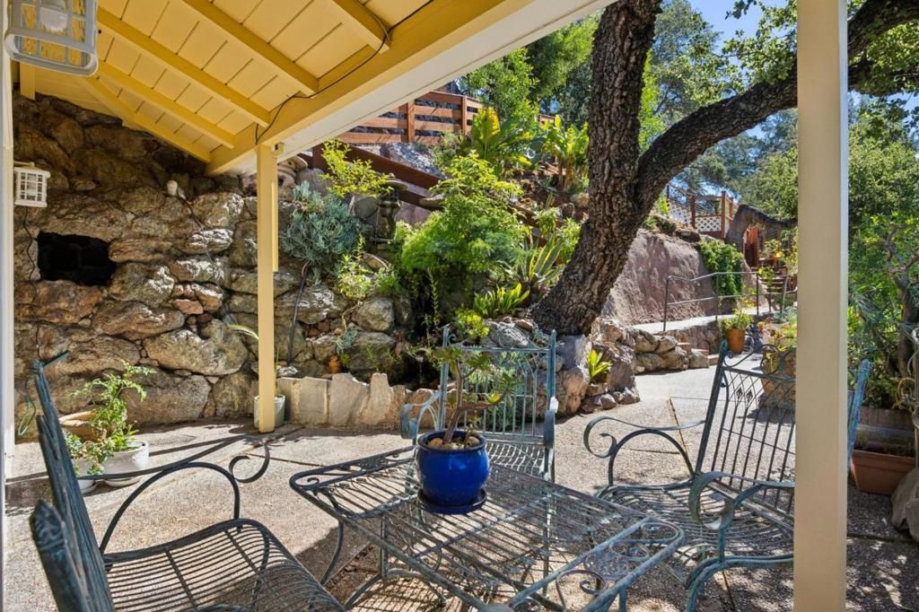 Image 84 of property listing at 120 Gramercy Drive, San Mateo, CA 94402