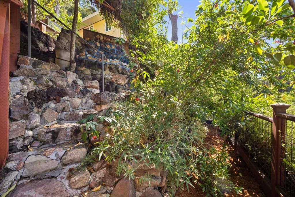 Image 98 of property listing at 120 Gramercy Drive, San Mateo, CA 94402