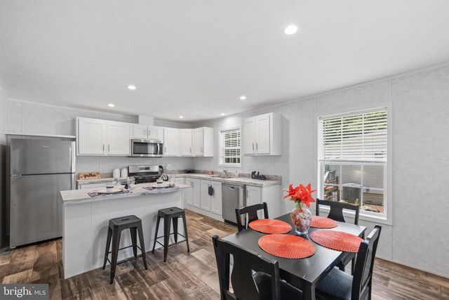 37526 MAHOGANY ST, Ocean View, DE 19970