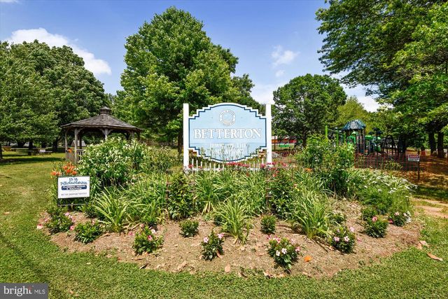 1 BAYVIEW RD, Betterton, MD 21610