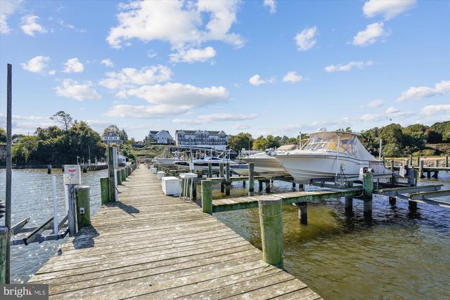 1 BAYVIEW RD, Betterton, MD 21610
