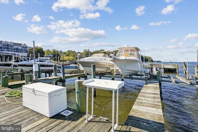 1 BAYVIEW RD, Betterton, MD 21610