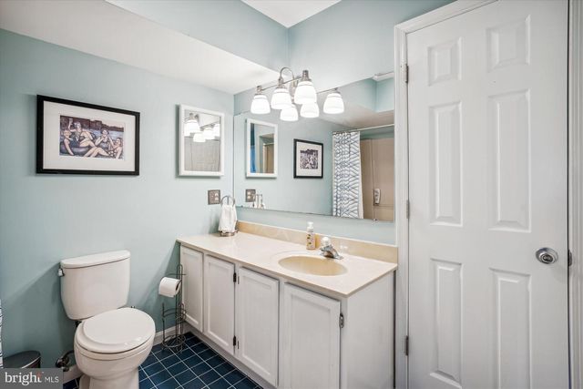 1 BAYVIEW RD, Betterton, MD 21610
