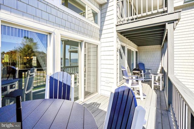 1 BAYVIEW RD, Betterton, MD 21610
