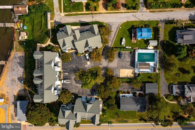 1 BAYVIEW RD, Betterton, MD 21610