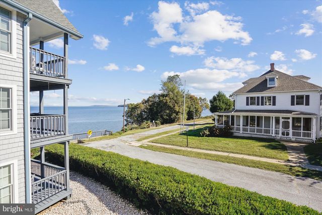 1 BAYVIEW RD, Betterton, MD 21610