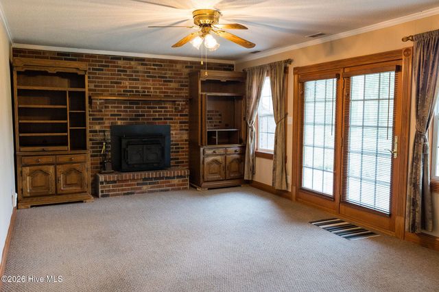 1380 Genoa Road, Dudley, NC 28333