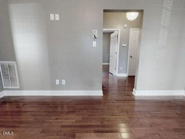 1102 Oakwood Avenue, Raleigh, NC 27601