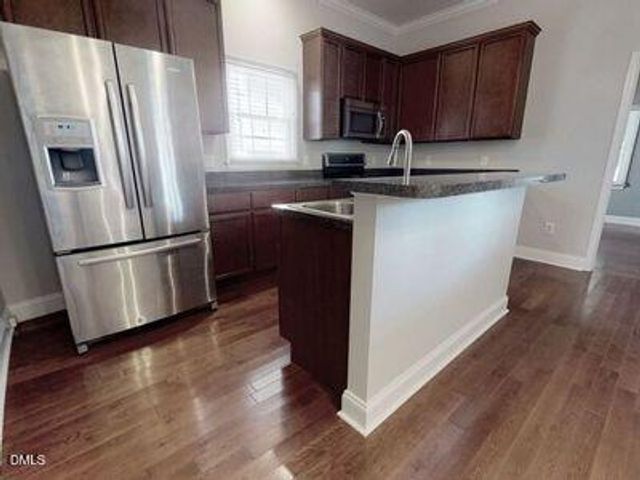 1102 Oakwood Avenue, Raleigh, NC 27601