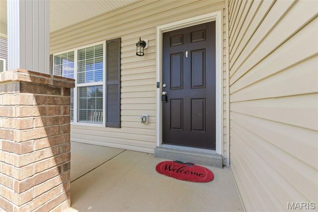 219 Burrograss Drive, Wentzville, MO 63385