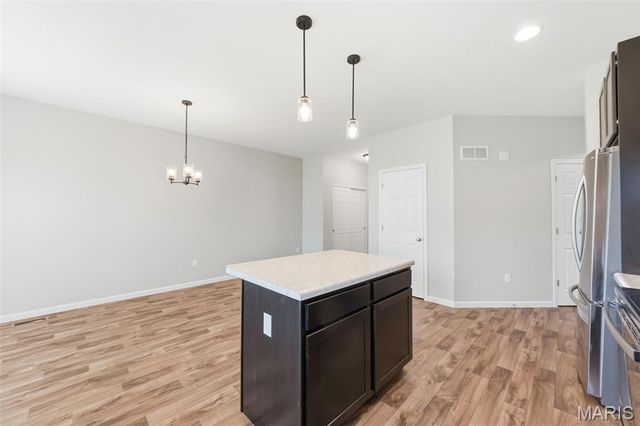 219 Burrograss Drive, Wentzville, MO 63385