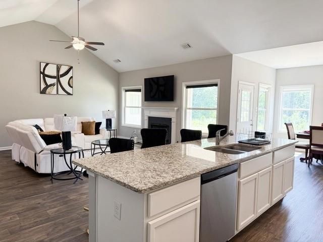 398 Grand Oaks Avenue, Bethlehem, GA 30620