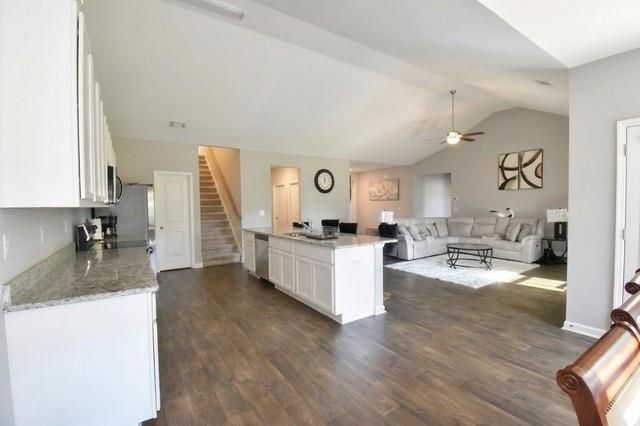398 Grand Oaks Avenue, Bethlehem, GA 30620