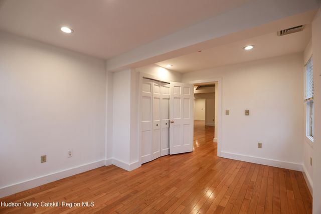 730 Broadway 2, Kingston, NY 12401