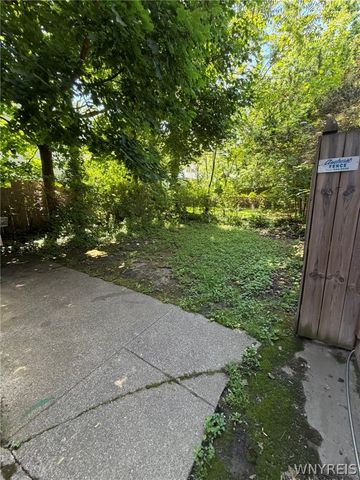 467 West Delavan Avenue, Buffalo, NY 14213