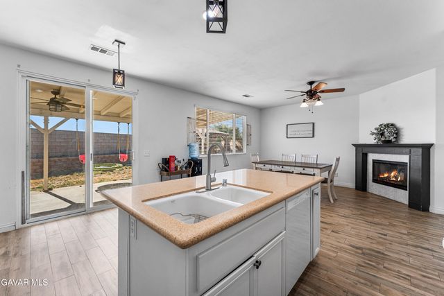 42942 Yaffa Street, Lancaster, CA 93535
