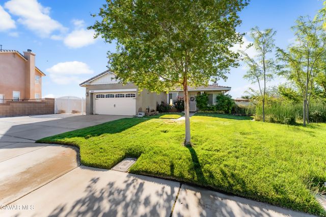 42942 Yaffa Street, Lancaster, CA 93535