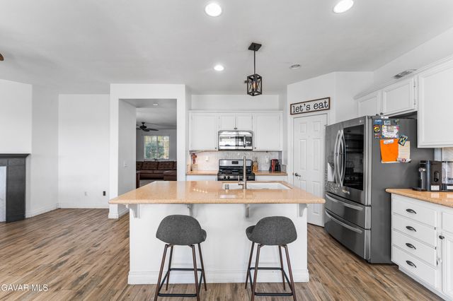 42942 Yaffa Street, Lancaster, CA 93535
