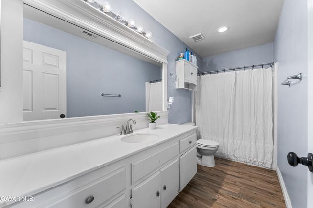 42942 Yaffa Street, Lancaster, CA 93535