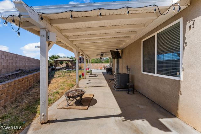 42942 Yaffa Street, Lancaster, CA 93535