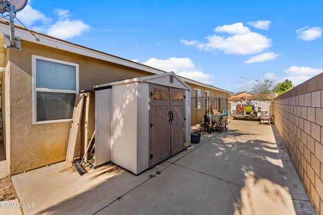 42942 Yaffa Street, Lancaster, CA 93535