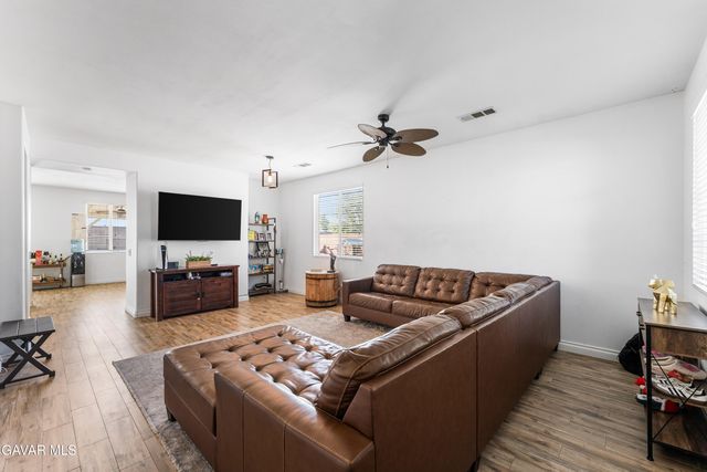 42942 Yaffa Street, Lancaster, CA 93535