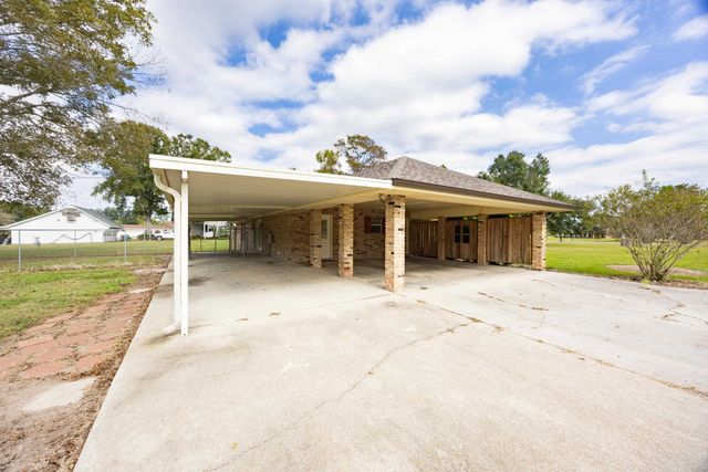 852 Lefort Bypass Road, Thibodaux, LA 70301