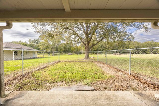 852 Lefort Bypass Road, Thibodaux, LA 70301