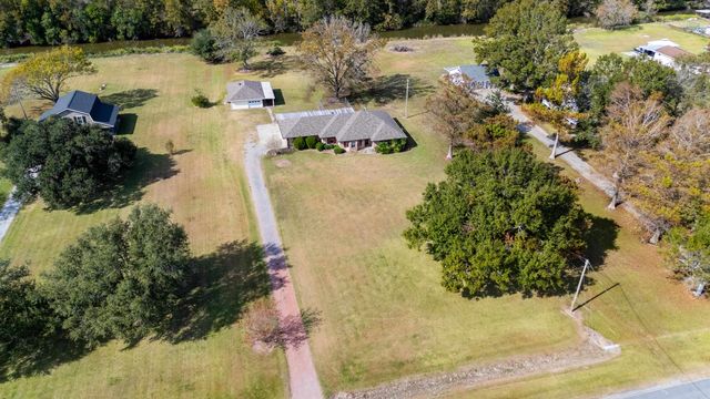 852 Lefort Bypass Road, Thibodaux, LA 70301