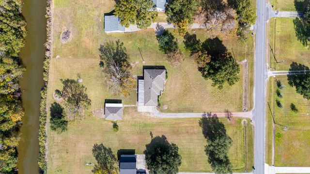 852 Lefort Bypass Road, Thibodaux, LA 70301