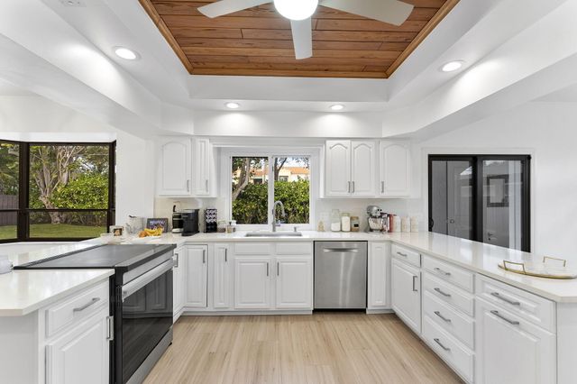 150 Lucina Drive, Hypoluxo, FL 33462