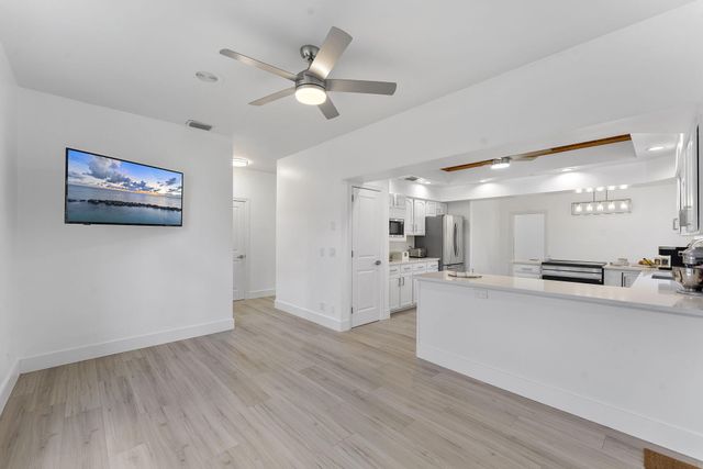 150 Lucina Drive, Hypoluxo, FL 33462