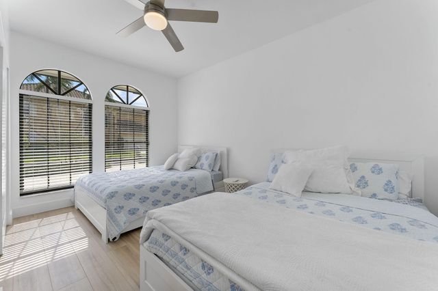 150 Lucina Drive, Hypoluxo, FL 33462