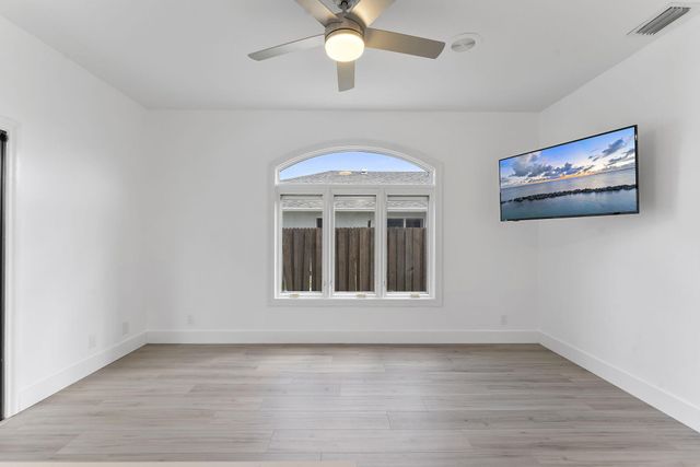 150 Lucina Drive, Hypoluxo, FL 33462