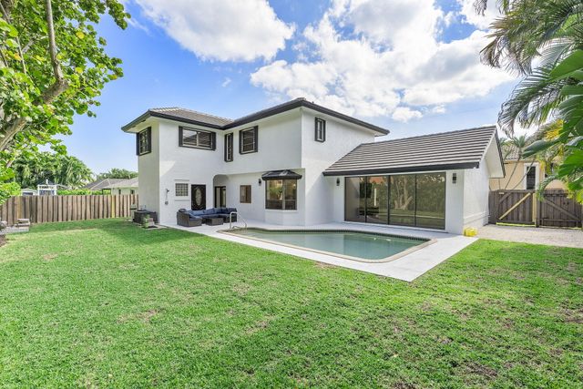 150 Lucina Drive, Hypoluxo, FL 33462