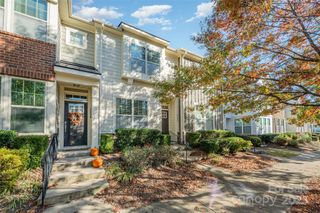 3252 Bending Birch Lane, Charlotte, NC 28206