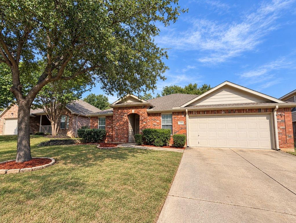 1314 Maple Terrace Drive, Mansfield, TX 76063 — photo 2