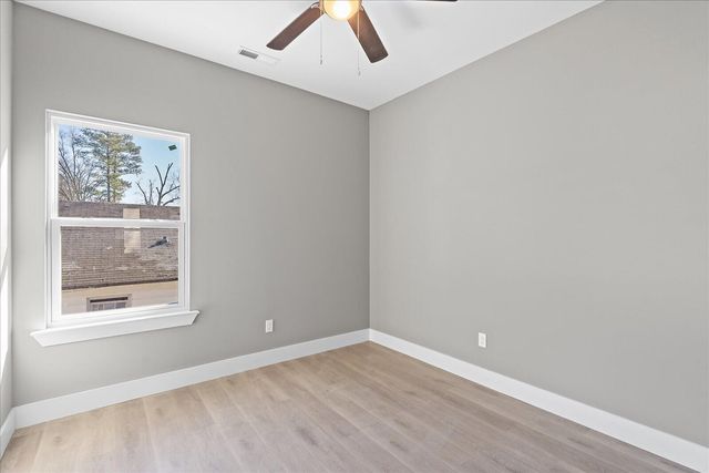 5518 Oakdale Avenue, Chattanooga, TN 37412