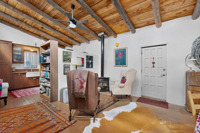 1730 Griegos Road NW, Albuquerque, NM 87107