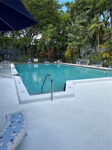 7900 SW 55th Ave 87D, Miami, FL 33143