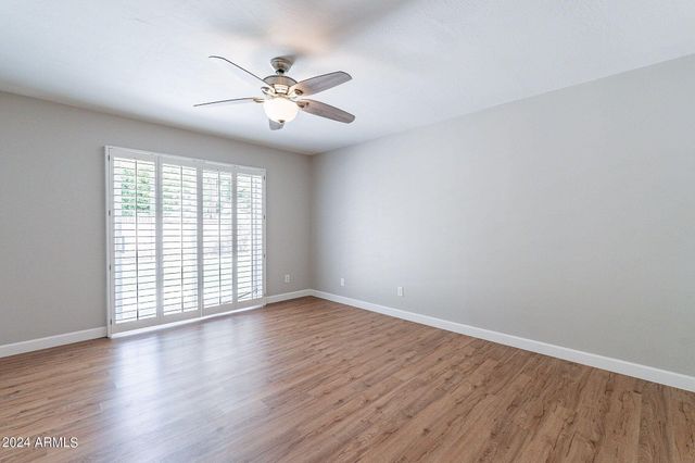 110 W Seldon Lane, Phoenix, AZ 85021